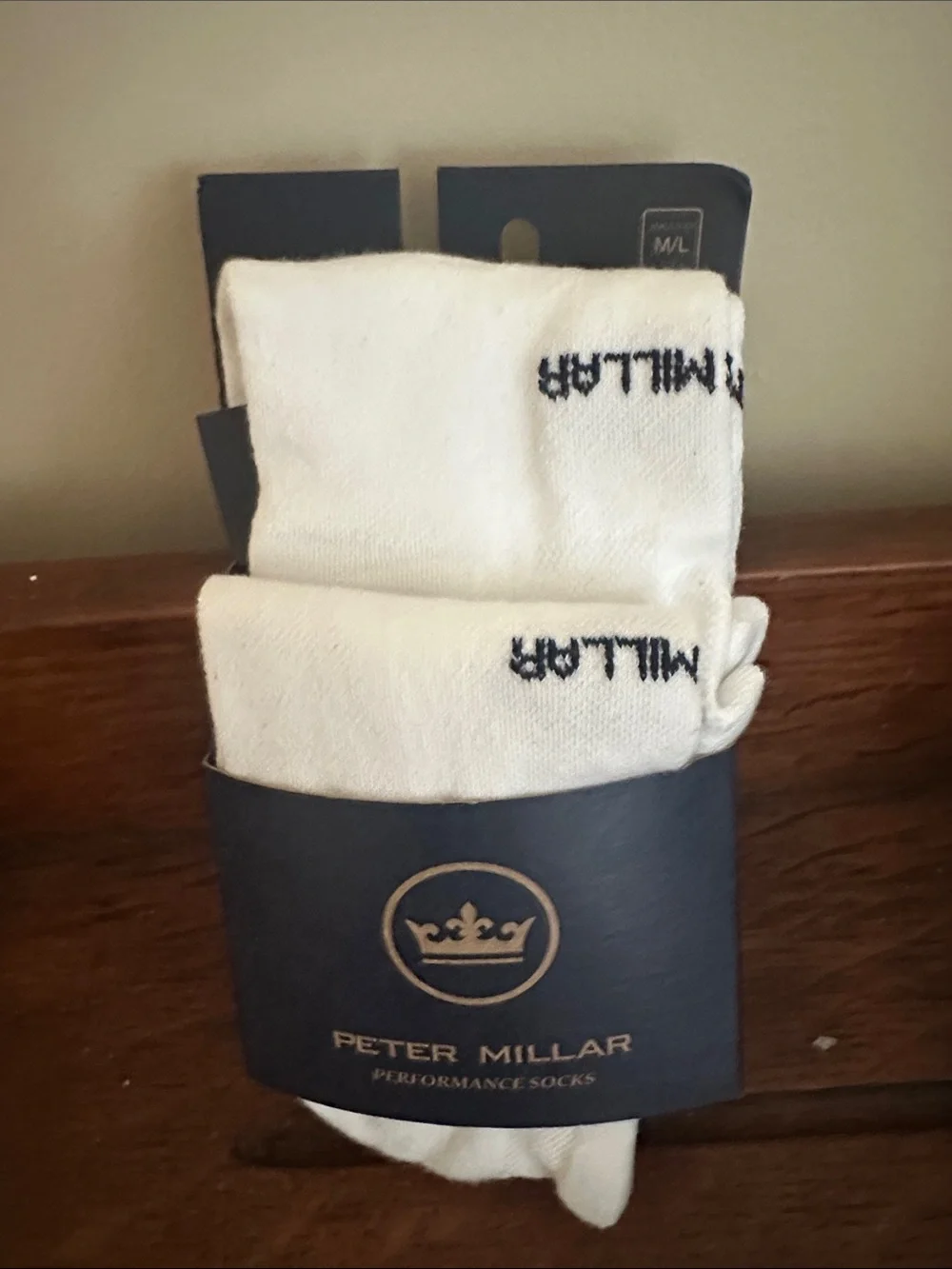 Peter Millar White Crew Performance Socks with Logo M/L